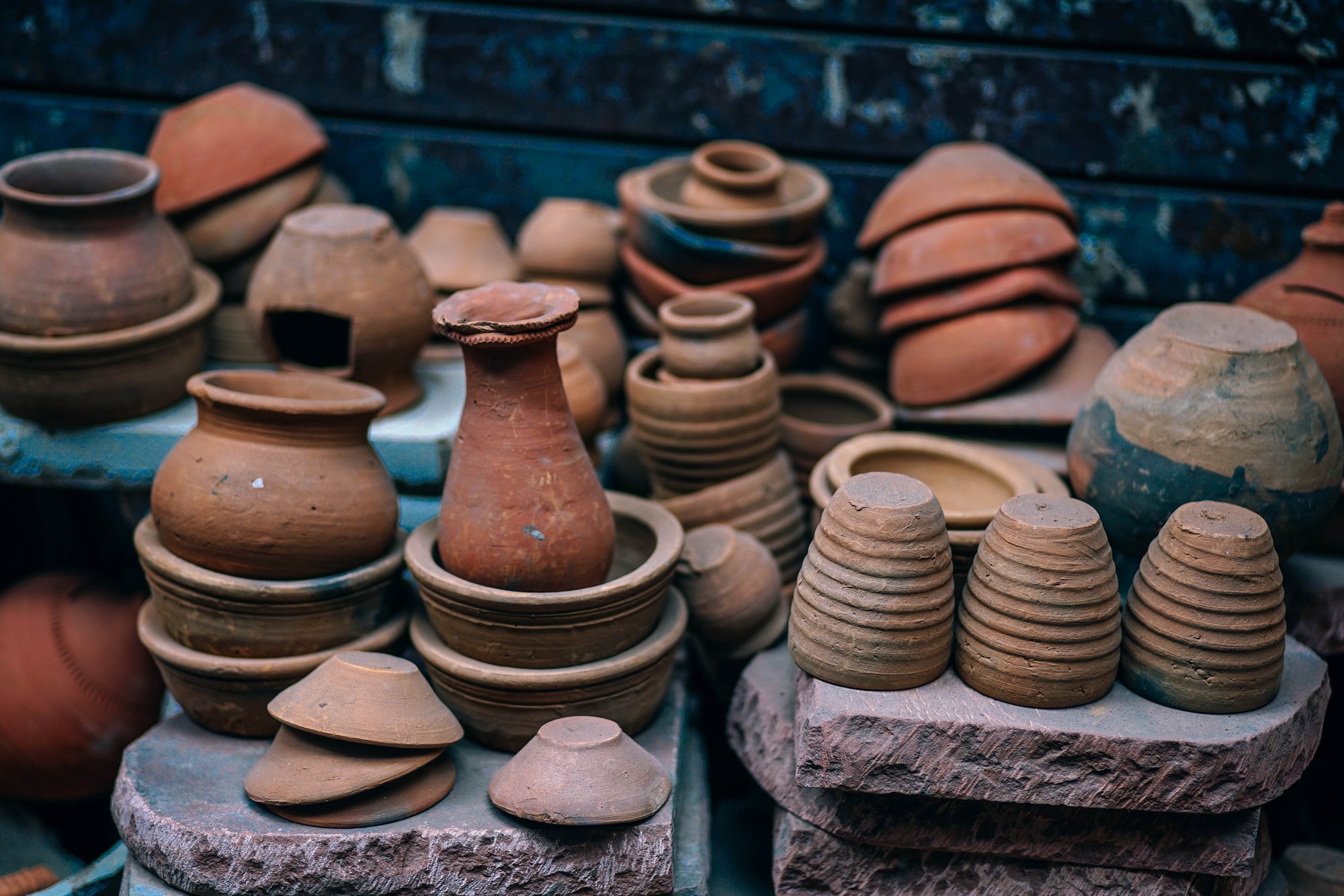 Poterie traditionnelle en terre cuite, temoin de l'art ceramique populaire